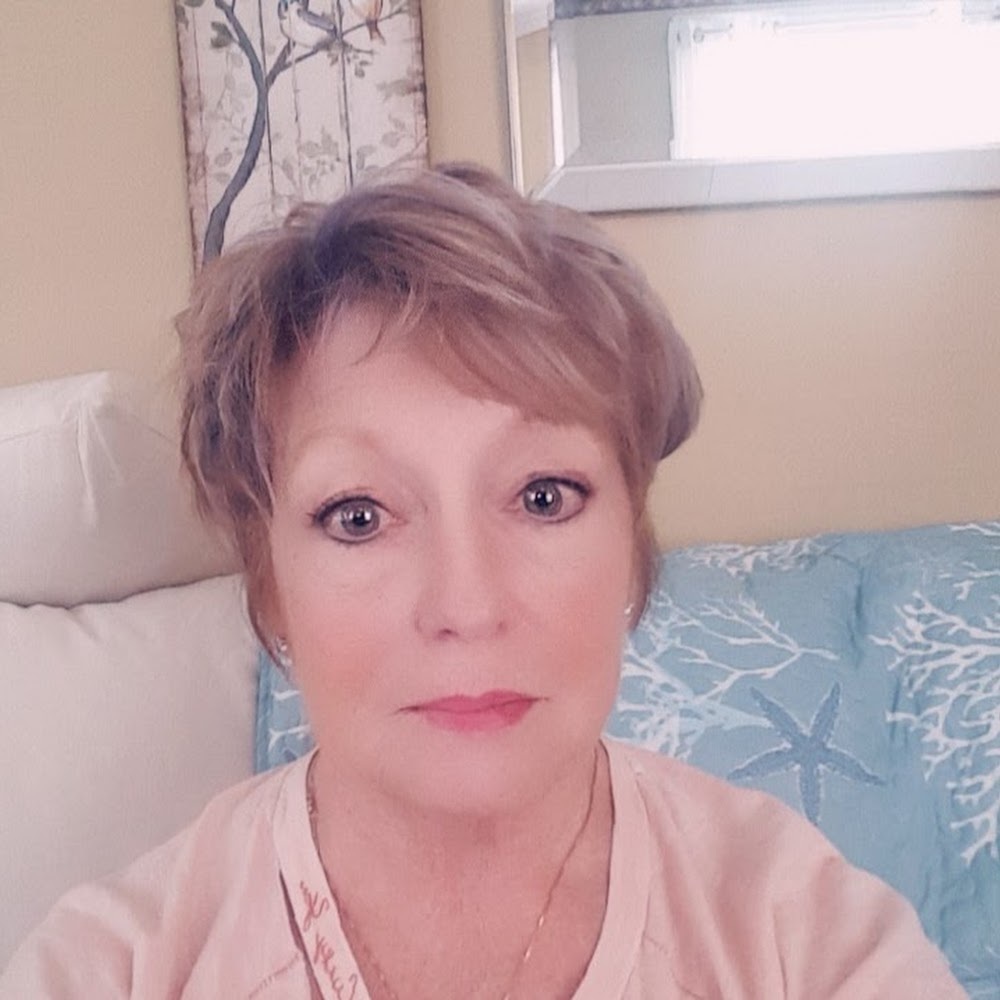 Meet your Posher, Cindi